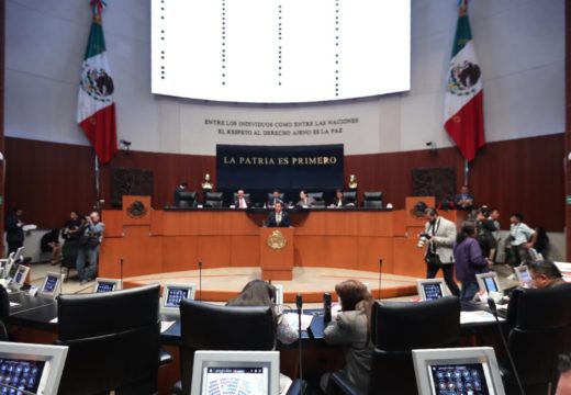 Versiones estenográficas del senador Antonio García Conejo. Exhorto sobre los recortes y derechos de los Trabajadores en Michoacán.