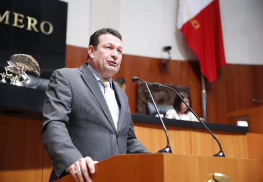 Versión del senador Juan Manuel Fócil Pérez, para presentar iniciativa para reformar la Constitución Política en materia de acciones de inconstitucionalidad.