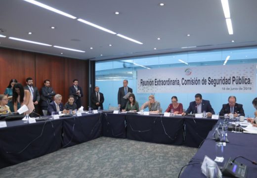 Versión del coordinador del Grupo Parlamentario del PRD, Miguel Ángel Mancera Espinosa, en la Comisión de Seguridad Pública.