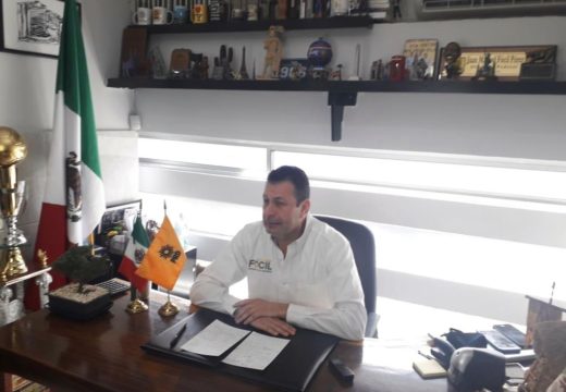 Versión del senador Juan Manuel Fócil Pérez, del Grupo Parlamentario del PRD, en videoconferencia de prensa, en Tabasco.