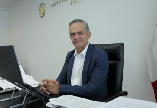 Versión de la participación del coordinador del Grupo Parlamentario del PRD, Miguel Ángel Mancera Espinosa, en Comisiones Unidas de Energía y de Estudios Legislativos Segunda