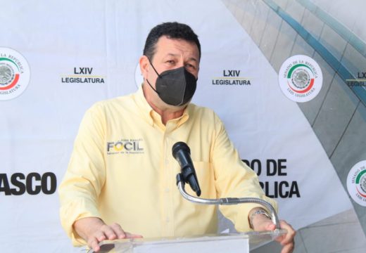 Versión del senador del Grupo Parlamentario del PRD, Juan Manuel Fócil Pérez en conferencia de prensa, en Tabasco