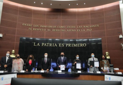 Versión de la participación del coordinador del Grupo Parlamentario del PRD, Miguel Ángel Mancera Espinosa, durante la firma del convenio de colaboración con el Programa de las Naciones Unidas para el Desarrollo (PNUD)