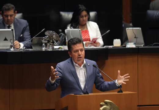 Versión del senador Antonio García Conejo durante el posicionamiento para referirse a la Ley de Ingresos de la Federación de 2023